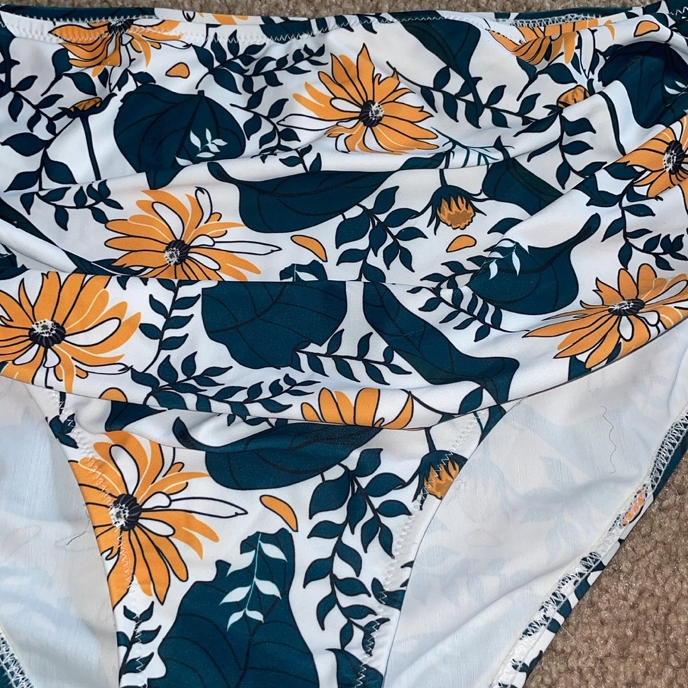 Floral High-Waisted Bikini Bottoms yellow and green ruffled size medium summer - Picture 2 of 5